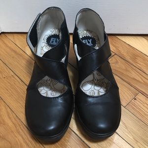Fly London Black Leather Shoes, Ultra Comfy, Sz 40